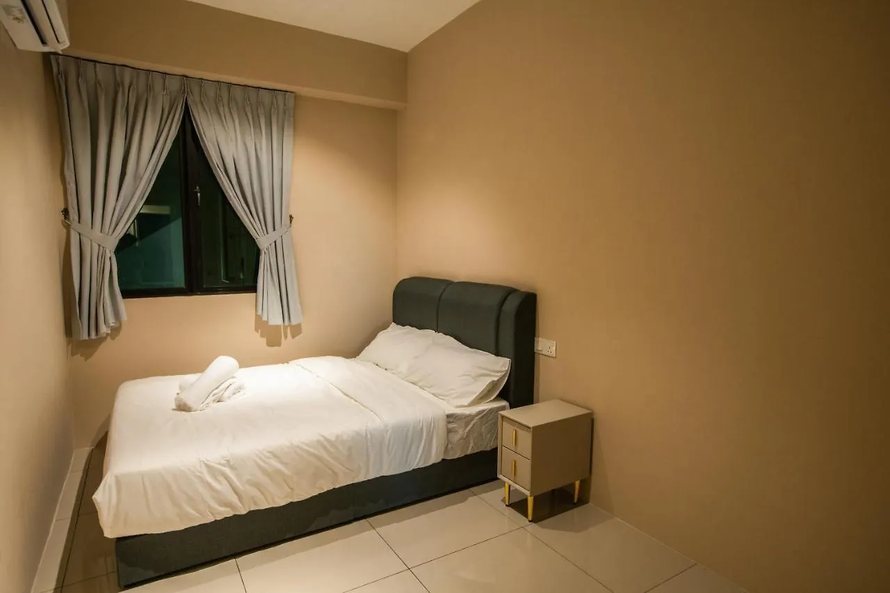 Cosy City-View Suite In Town Ipoh Apartment